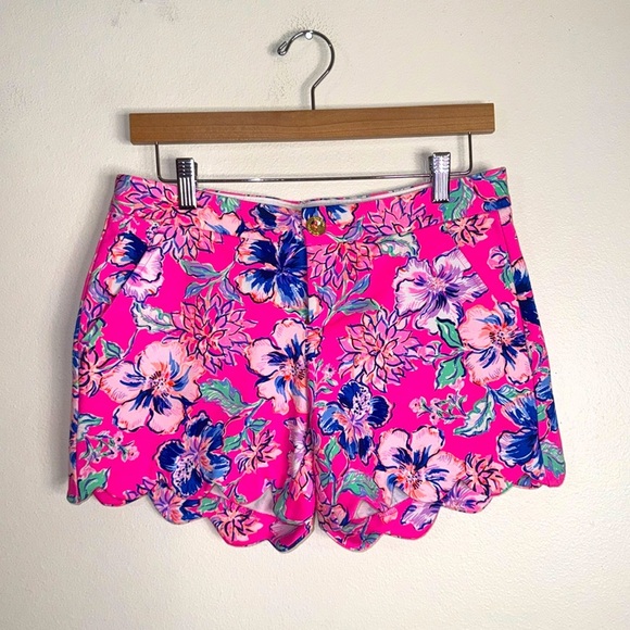 LILLY PULITZER Ladies Knit Buttercup Shorts "LAST BUD NOT LEAST" size 2 cute - Picture 1 of 8